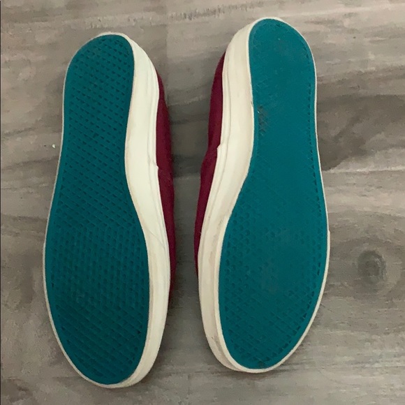 Vans - Picture 2 of 3